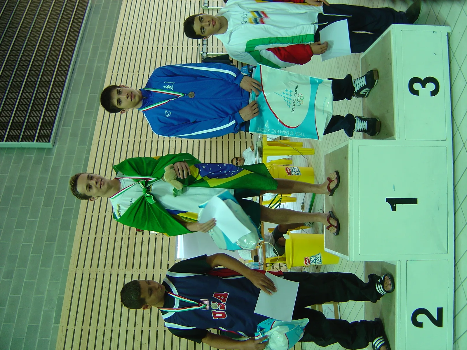 Giochi Sportivi Studenteschi 2004, trasferta in Italia